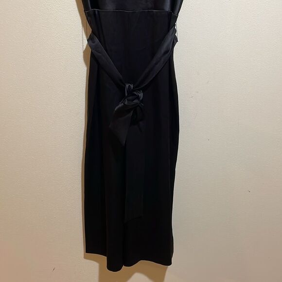 Alice + Olivia Harmon Cropped Belted Wide Leg Gaucho Satin Jumpsuit Black Size 2 - Picture 10 of 15